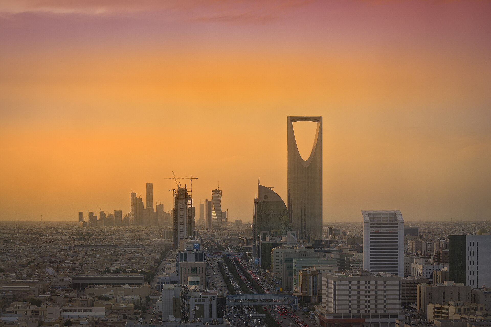 PayTabs signs MoU to buy Saudi payment firm SeaPay for SAR 35 million